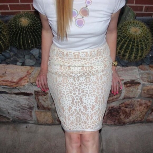 Kora Rae Women’s WOOL SILK Blend Beige‎ Lace Pencil Skirt USA MADE No Size Tag S - Picture 3 of 16